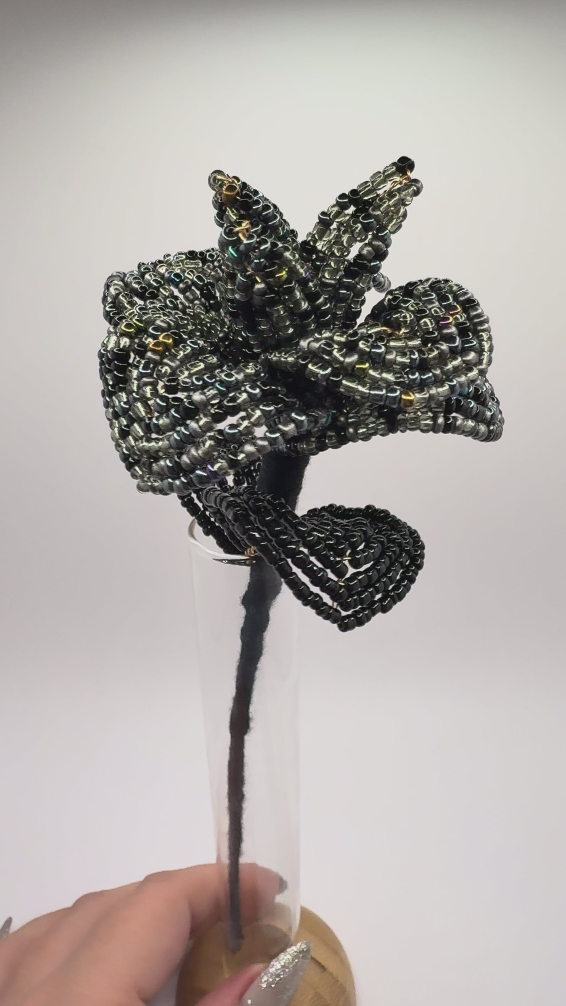 Flor gris jaspeada